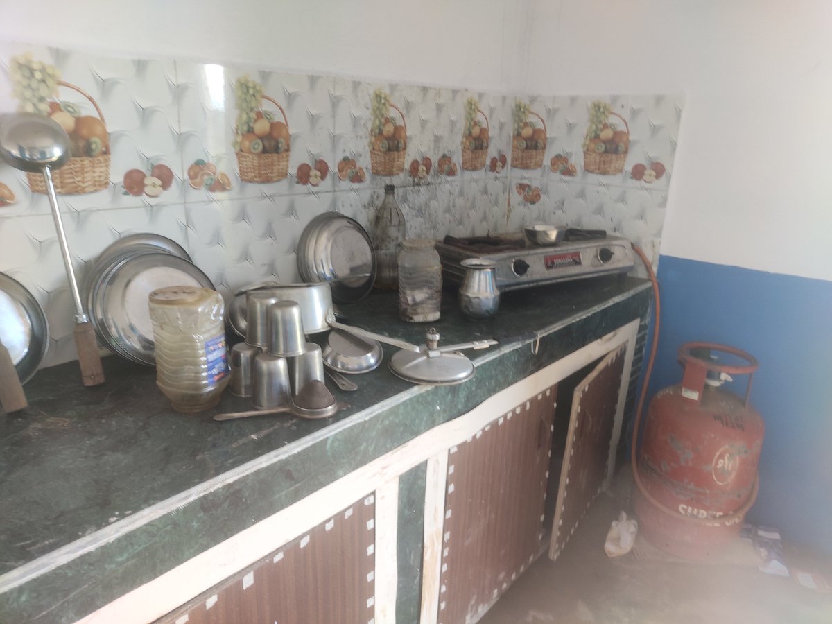 WFP_Nepal's tweet photo. 📍Nepal

📢We've completed infrastructure construction in 14 schools in Bidur municipality &amp; look forward to increased community participation &amp; ownership by the local govt. 

👇See glimpses of a school with an improved kitchen 🍽️🫙 &amp; sanitation facilities🧻🚽.

Thank you #Japan. https://t.co/8wMA3PpLn6