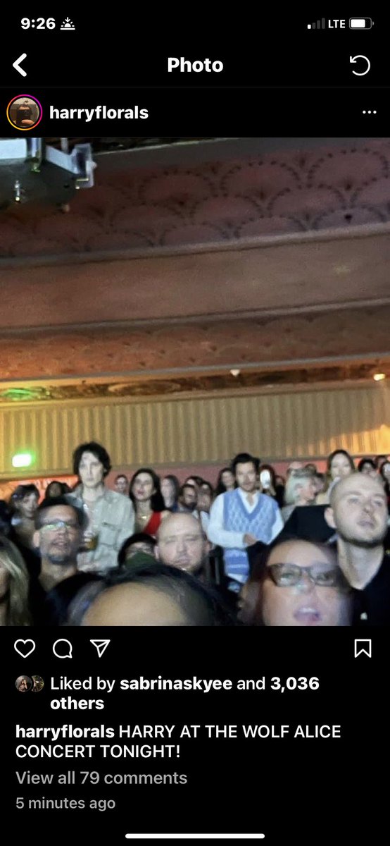 no way harry styles was in the same room as me literally 10 mins ago and i didn’t see him.