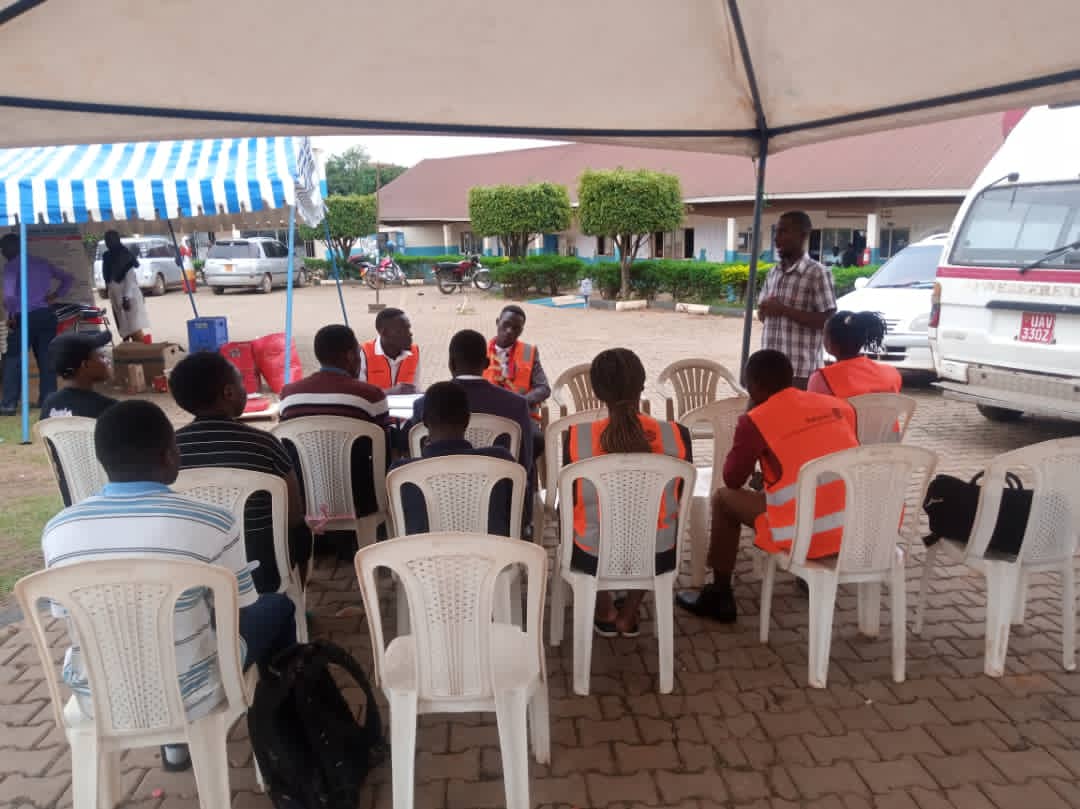 rct_royal's tweet photo. Day 2 of the blood donation .
@rckampalanorth @RunisMedia1 @mikesebaluken @SarahOwembabazi @Alycespeechie @kanosug @uit @rctmusical @RotaractNdejje @RctNaguru @D9213Corporate https://t.co/yt6iXu69EE