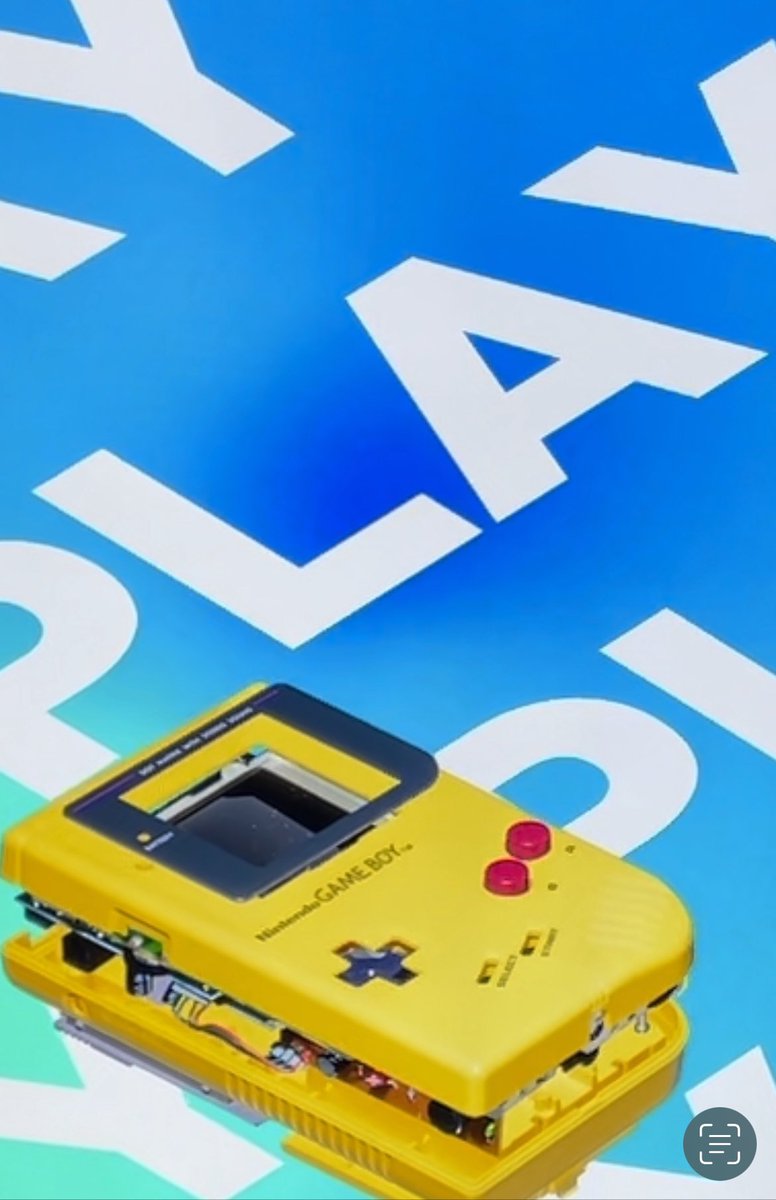 Better late than early to a party I say. Very proud to pick up a Silver Best Award  with <a href="/phqakl/">PHQAKL</a> and <a href="/nilscreates/">Nils Pokel</a>   for the super poppy digital  interp of <a href="/_RichardParry_/">Richard Parry</a> art. The exhibition is coming to a close soon so come and have a ….  

#musetech #Best #digitalart ✌️