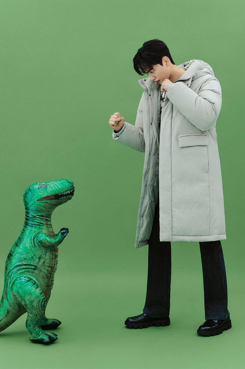 kkang_mimi's tweet photo. 풍선을 상대로 맞짱뜨다 https://t.co/VDpzD3yZrs