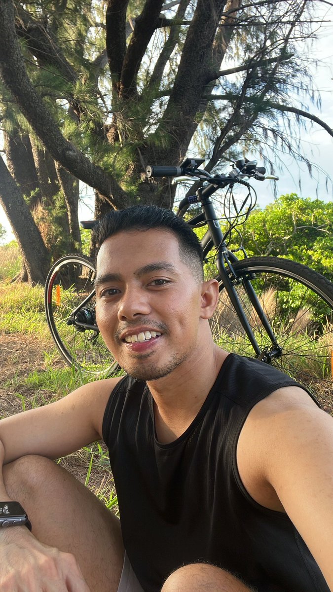 iamneilstrong's tweet photo. 🚴 https://t.co/Uy1Ofc0qDi