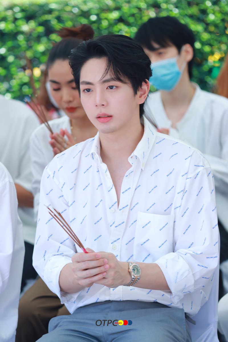 otpcnews's tweet photo. "อัพ-ภูมิพัฒน์" ร่วมงานบวงสรวงเปิดตัวซีรีส์เรื่องแรก “ค่อยๆรัก STEP BY STEP”

https://t.co/1EfWfoNkcj

#uppoompat #อัพภูมิพัฒน์
#DeeHubHouse #JustUp
#ค่อยๆรัก #StepByStep #บวงสรวงค่อยๆรัก https://t.co/hOvPJcZenO