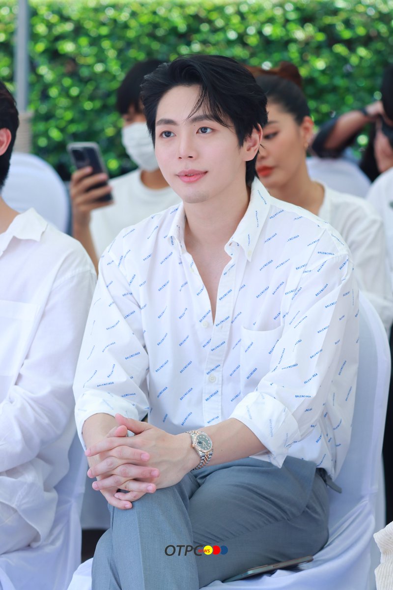 otpcnews's tweet photo. "อัพ-ภูมิพัฒน์" ร่วมงานบวงสรวงเปิดตัวซีรีส์เรื่องแรก “ค่อยๆรัก STEP BY STEP”

https://t.co/1EfWfoNkcj

#uppoompat #อัพภูมิพัฒน์
#DeeHubHouse #JustUp
#ค่อยๆรัก #StepByStep #บวงสรวงค่อยๆรัก https://t.co/hOvPJcZenO