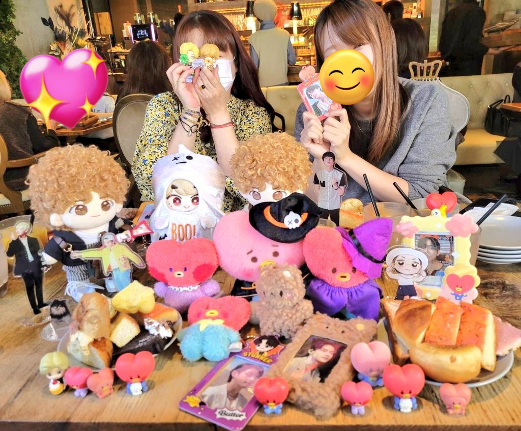 uuronn33's tweet photo. 昨日のアミ会🥳
食べてばっか。
後はお喋りね💕
で月末の学祭日曜だけなのでその前にDFESTA行こうかなぁ。
*⋆✈𓈒𓂂𓏸𓂃✈︎
またゆっくり遊びましょ❤︎
#FACTORYCafe
#無印カフェ https://t.co/64Wg3QGEV0
