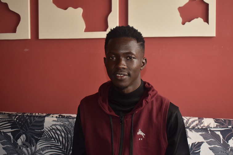 StrathU's tweet photo. A day that began with a stroll to Nairobi CBD became a nightmare. I forgot my documents &amp; I was stopped by “Makarao” I am yet to figure out how they know if you are a Kenyan/ foreigner before any conversation.

Read about Young's encounter men in uniform>
https://t.co/VVx7fwwYBK https://t.co/Lae6HLdggn