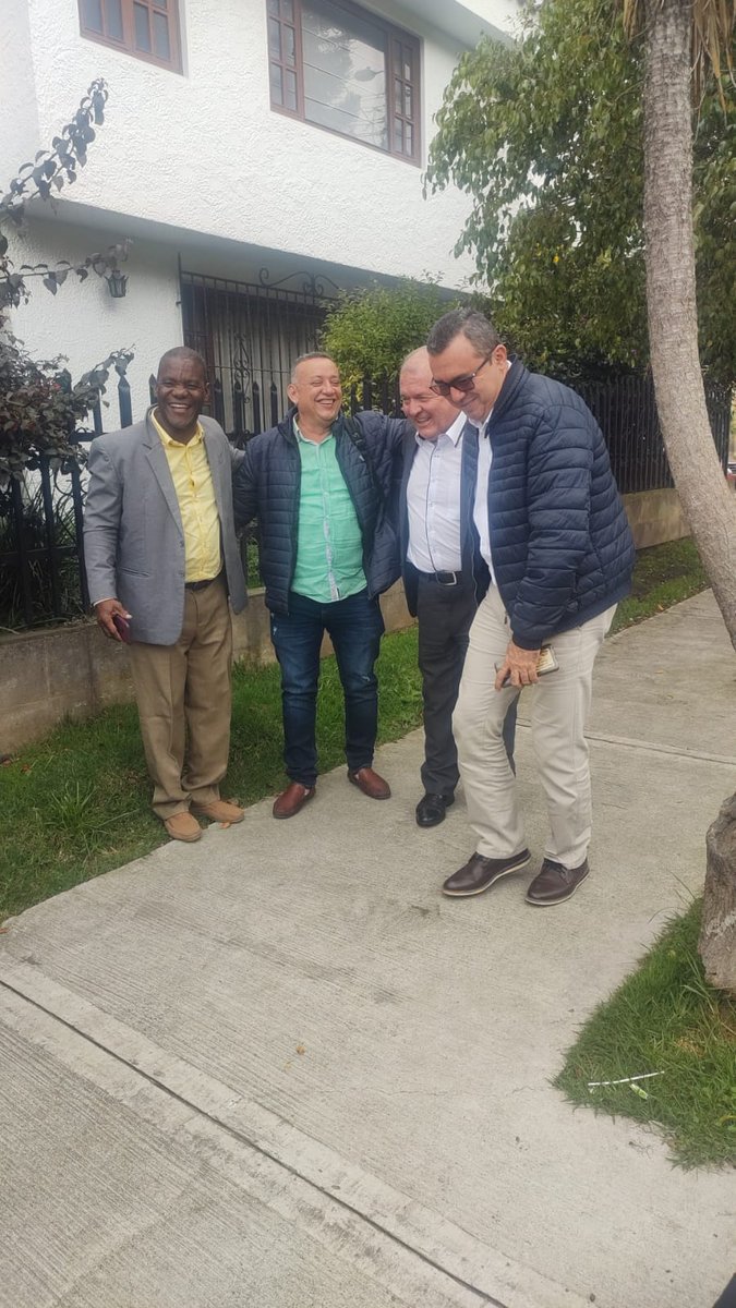 PFendidoc's tweet photo. Termina junta nacional @PFendidoc con el nombramiento estatutario de los dignatarios para el nuevo periodo de gobierno. @Arcun_Cund  tendrá la presidencia @asindicor2 la fiscalía. Reconocimiento gestión @Sindodic @ADIREDNEIVA . Éxitos en la gestión !! https://t.co/4anTxIrAqC