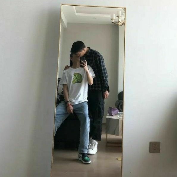 ⠀
⠀⠀⠀⠀     🌪˖𓂅 ʾ  <a href="/Yug3nghost/">◞ 𝓣 𝒂𝒊𝒄𝒉𝒊.✦</a>

⠀⠀⠀ Me la vivo en flop pero igual
        quiero presumir a mi Toshi. ♡
ㅤㅤ