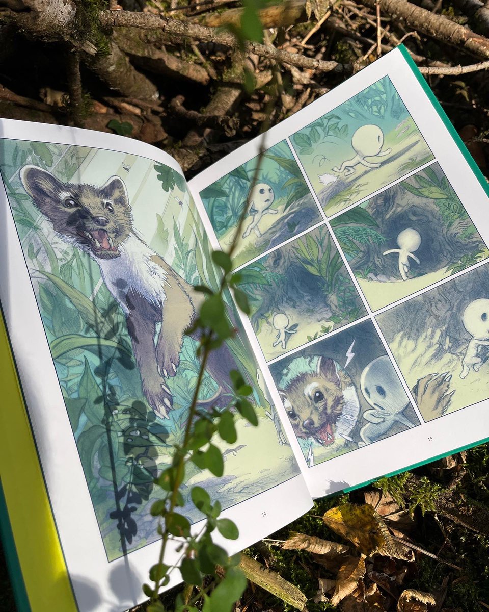 patrick_pion's tweet photo. Cette semaine sort LOMBRIC, une bande dessinée dont je rêvais depuis plus de dix ans et qui a pris vie grâce au scénario étrange et délirant de @mathsap
L'album sort chez Métamorphose @delcourt_soleil_bd. Un grand merci à nos éditrices Clotilde Vu et @barbara_canepa #lombric https://t.co/oDoSWTjOiQ