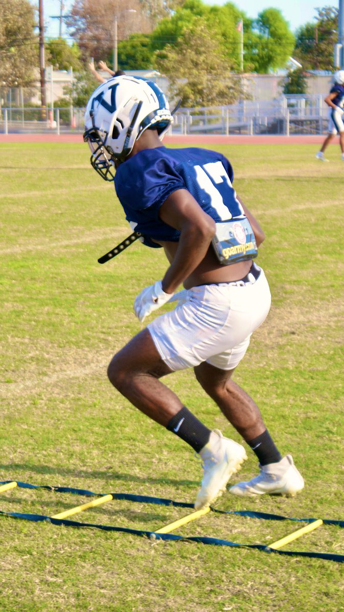 SemaJ_Baber's tweet photo. time is ticking…#gogondos Senior Night Friday 10/21 https://t.co/AnyScUNF8a