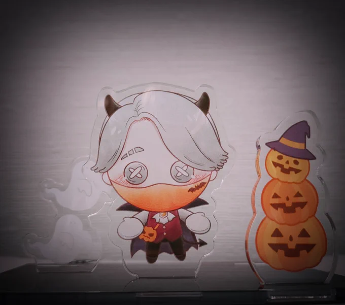 自分用にハロウィンを満喫するぬいちゃんのアクスタを作って遊んでましたぬーorトリート～～～～!!! 