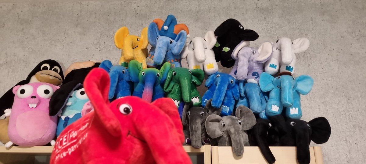 soebbing's tweet photo. @Office_Partner @abdounikarim @mitelg Thanks a lot, @Office_Partner! The newest member of the #ElePHPant herd has joined his new friends! 💙 https://t.co/LqZQ0VG1Cs