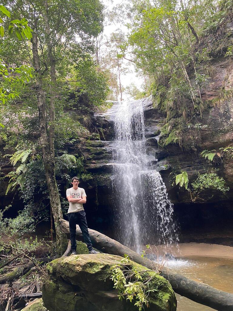 EdgeFolks's tweet photo. 🔥 I live less than 10 minutes from this beauty of a waterfall 

#pic from u/tim_drozd on reddit

#FOTE #folksontheedge #fote #artist #etsy #etsyshop #epicpic #coolpic #nature #natureislit #natureisepic #beautiful #naturelover #travel #motherearth #awesome #coolanimals #coolr… https://t.co/evN6qzx5zR