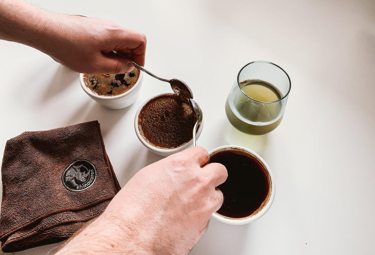 KawyYk's tweet photo. Dzisiejszy poranek zaczynam od cuppingu🙃 pod ocenę wpadły ziarna z 🇨🇴
#kawa #coffee #cupping #cuptasting https://t.co/tZ7Qtk4p2H
