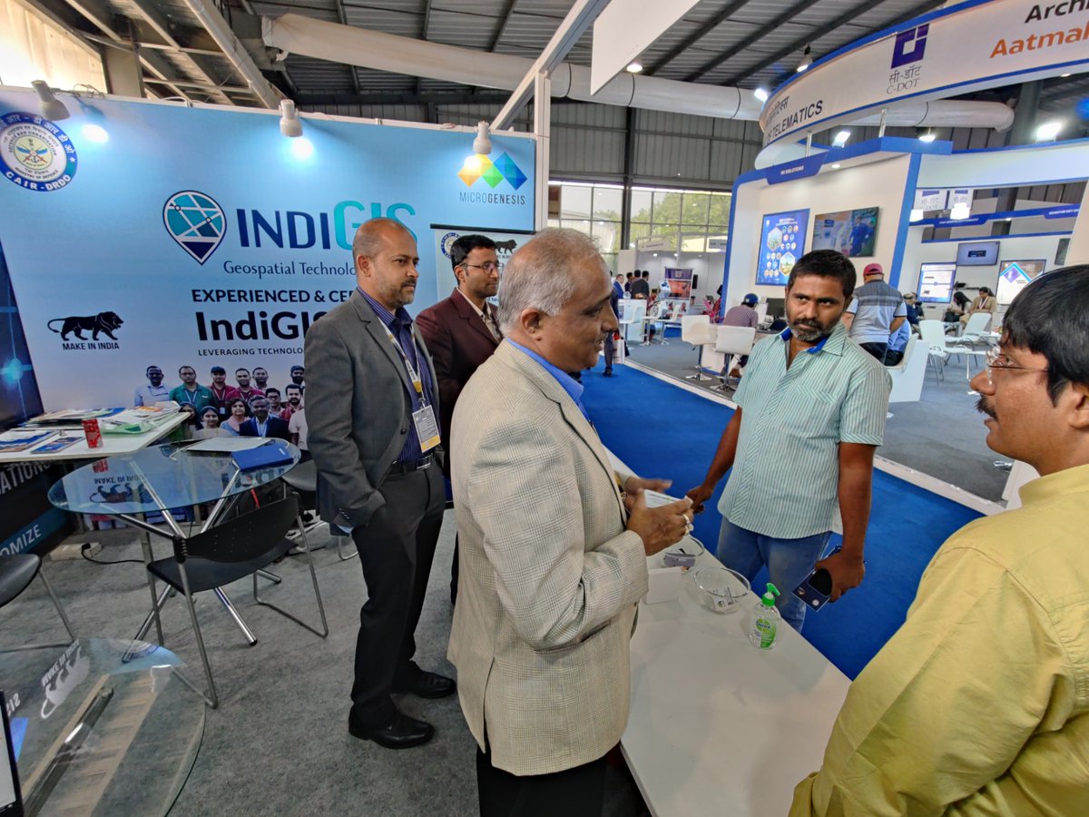 Mgtechsoft's tweet photo. Mr. Manikanth and the team from Green Vision Solutions, Hyderabad. Met our team at H&amp;S: 7S.4, HEC, Gandhinagar, Gujarat. And, Discussed the various possibilities and outcomes of #IndiGISTechnology

#DefenceExpo #IndiGIS #MGenatDefExpo2022 #MakeInIndia #IndiGISTechnology https://t.co/ggEF7cQlBZ