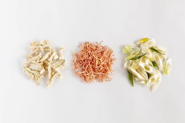 straightpress's tweet photo. 乾燥野菜ブランド「#OYAOYA」ローリングストック用の乾燥野菜定期便をスタート!
▼記事はコチラ↓
https://t.co/0e1LV11ZtO
保存食や日常の料理のちょい足しに「OYAOYA」乾燥野菜定期便を利用してみては。@straightpress
#Agriture https://t.co/HejFaKqY1x