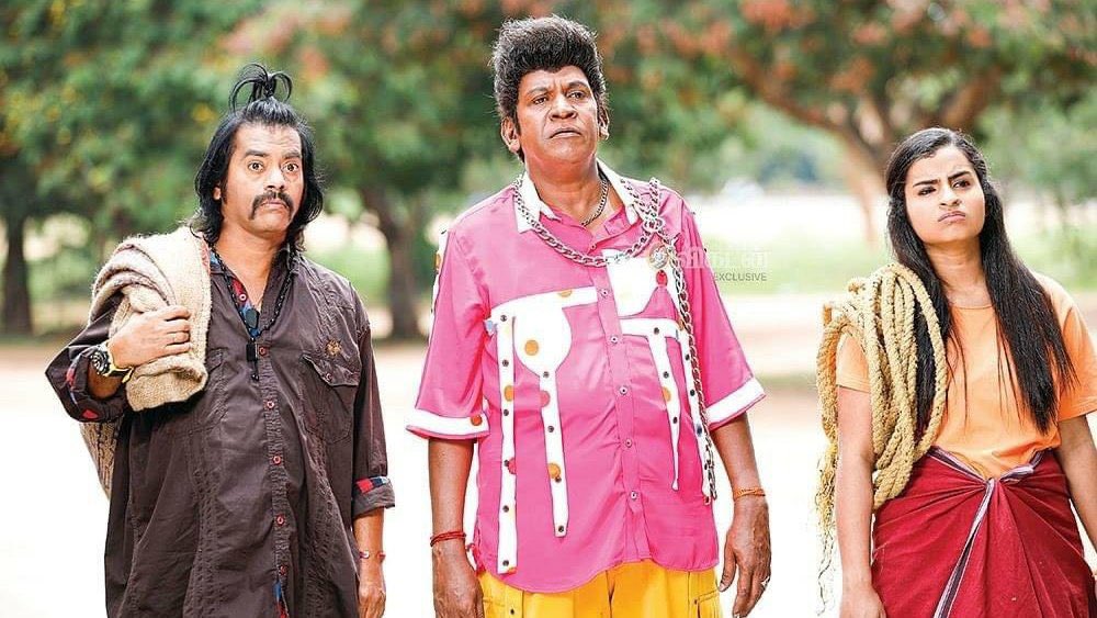 viptamilcinema's tweet photo. Vadivelu’s #NaaiSekarReturns #sivangi #redinkingsley #itsprasanth #Trending #viral
Follow us @viptamilonline https://t.co/Pp1fHWvDOA