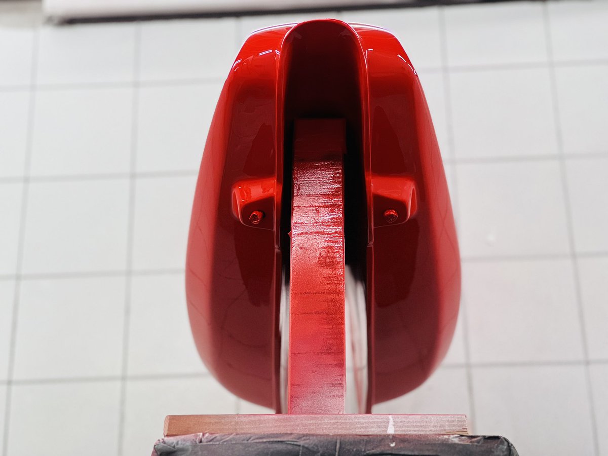 studimoto's tweet photo. #OSSA250Sport #FabricacionDeDepositos #FibraDeVidrio #Deposito #Tanque #Fibra #Gelcoat #Nivelado #SinPoros #Aparejo #Epoxy #DepositoNuevo #StudiMoto #ReparoDepositos #Barcelona https://t.co/8DNrnEf0qE