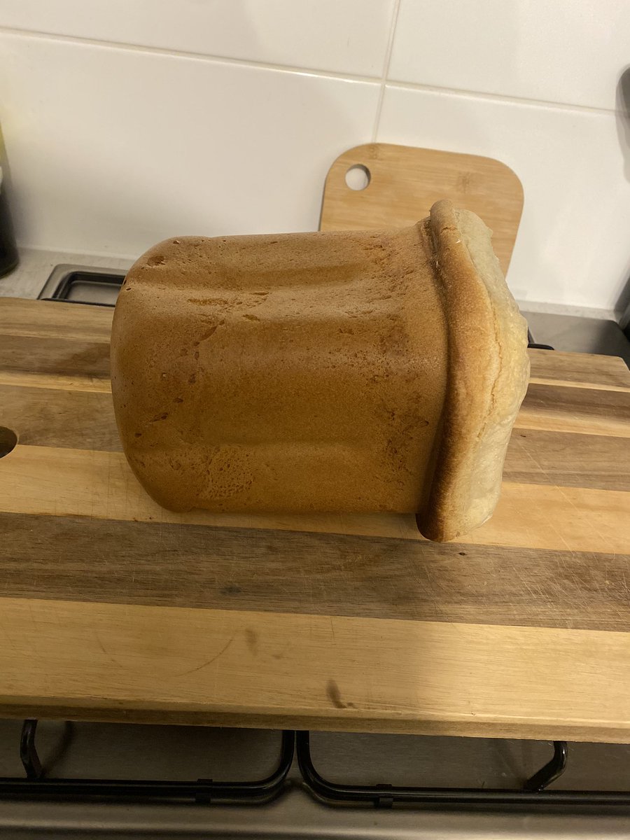 EmmaRogersGames's tweet photo. lived my adult dream and bought a breadmaker and now I have fresh baked bread on a Thursday morning that I’m not sure what to do with https://t.co/W6OmIdJfGn