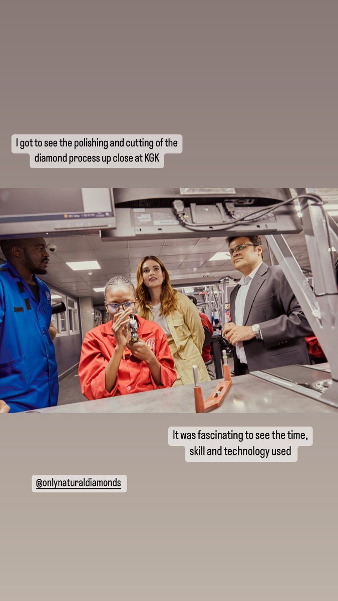 lilyjamesIT's tweet photo. Lily via her Instagram Stories (lilyjamesofficial) https://t.co/zWuxtwe4KI