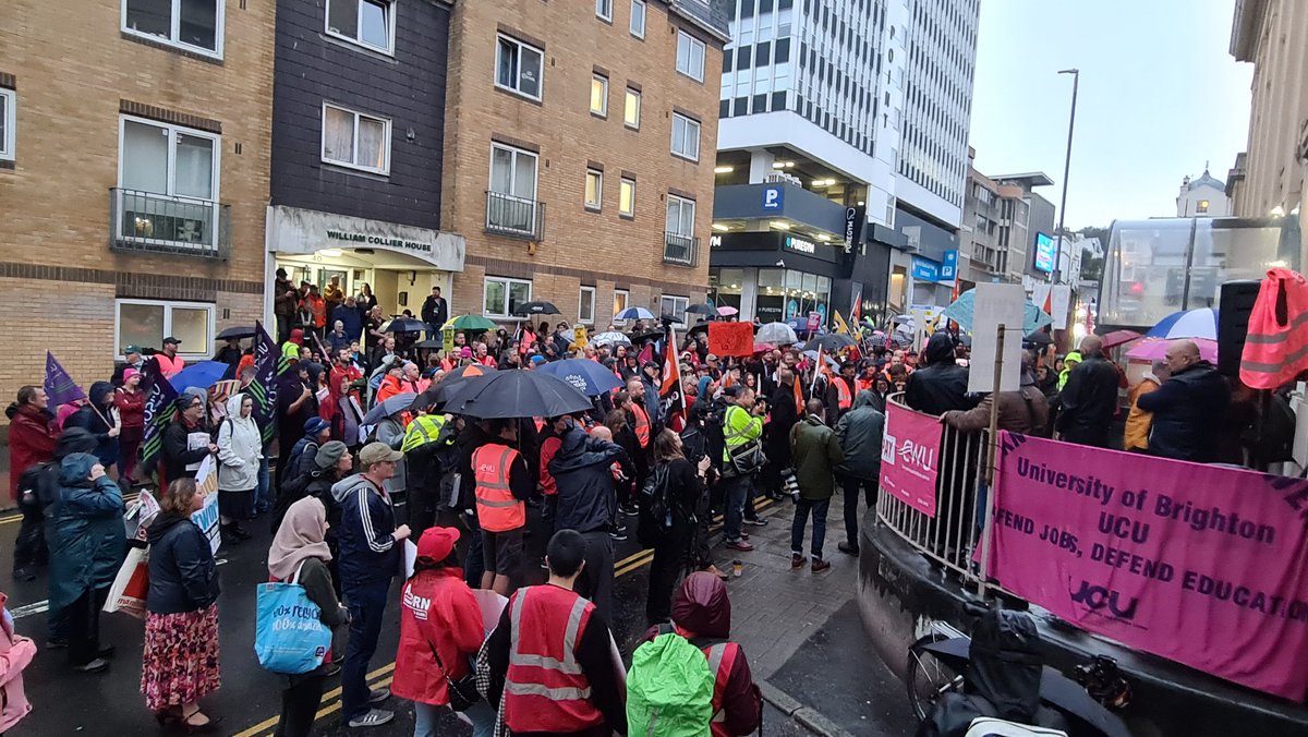 Demo getting bigger and bigger. Workers are standing in solidarity in this country in ways that haven't been seen for a long time ✊️ #UCURising #RespectFE #TUC #Brighton @CWU_BN