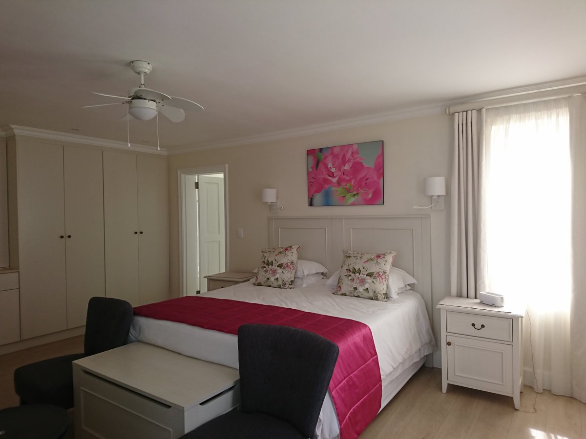 Westhill Luxury Guest House: The 3rd visit to Westhill and I am never disappointed tripadvisor.co.uk/ShowUserReview… #5bubblereview