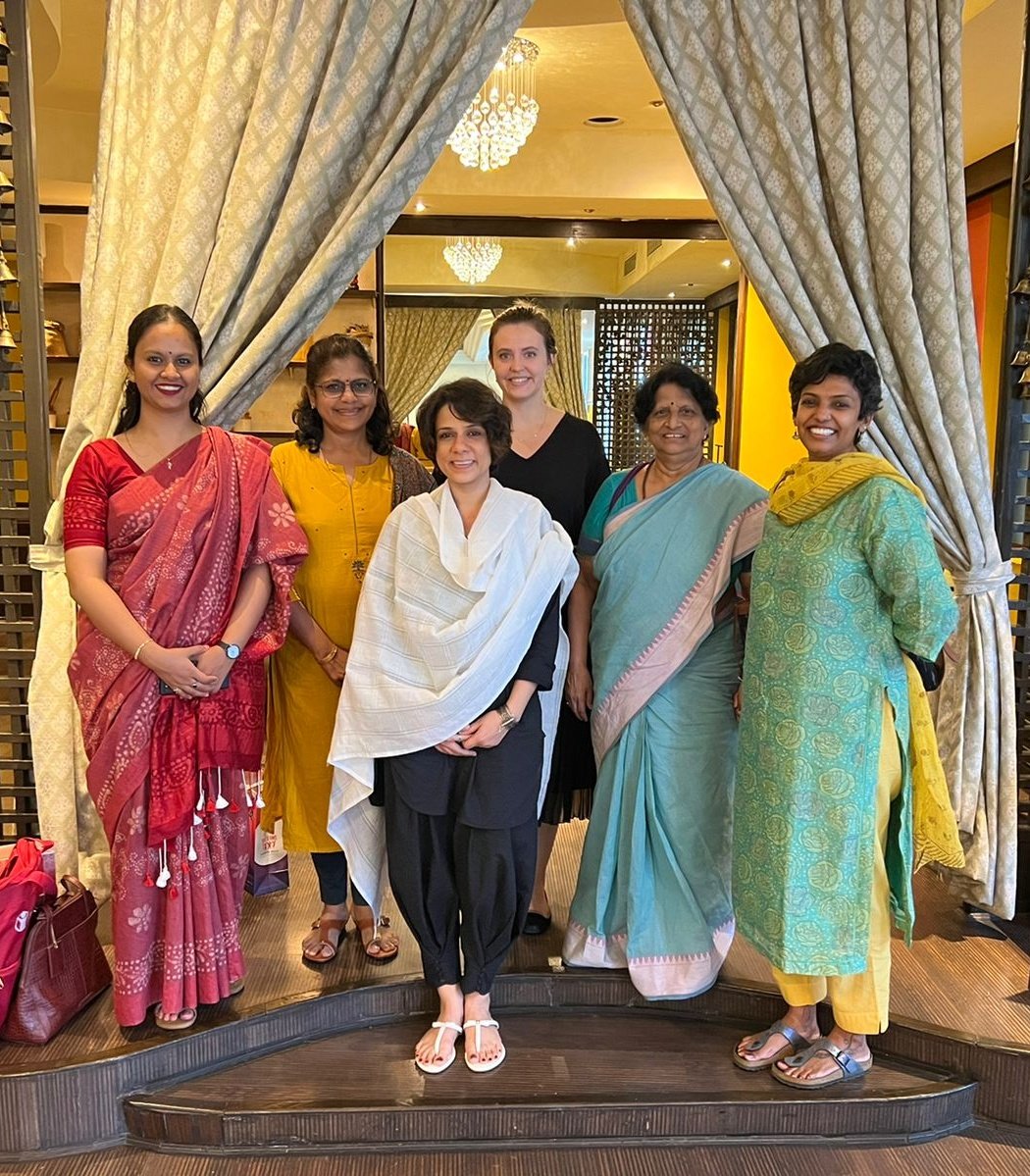 voice4org's tweet photo. We had a very enriching conversation on the status of women & girls in Telangana, policies that affect them & ground realities. @nalrag, @UKinHyderabad & @UKinIndia thank you for brining us all together. @Imogen26510150, @nikitadoval, @anushabharadwaj @NayonikaRoy
#WomensRights https://t.co/4lD2XhRPtp