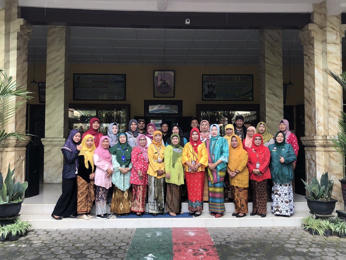 SMPNegeri1Pati's tweet photo. Unity in Diversity https://t.co/uSYjOO9Nx0