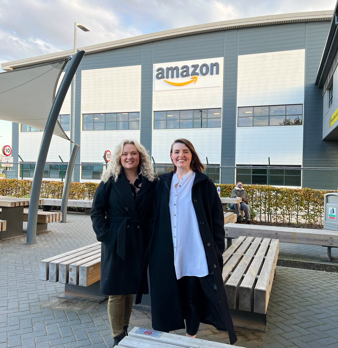 We had a brilliant day yesterday at @AmazonNewsUK in Coventry. It was great to catch up with the team and plan some of the exciting things coming in 2023 📦