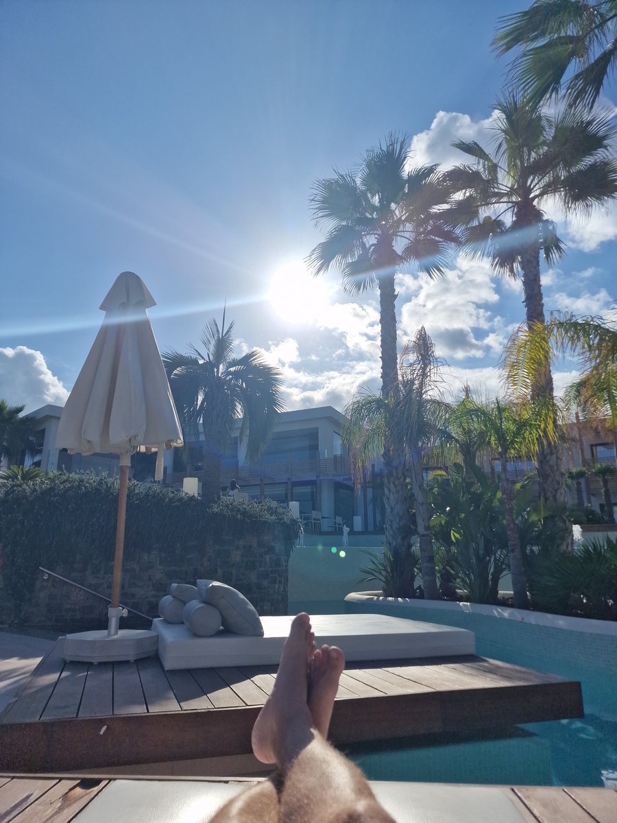ChrisLStark's tweet photo. Could get used to this! #honeymoon #crete #stellaisland https://t.co/Kx4c0bQYmk