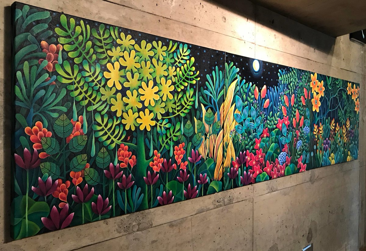 galeria_punto's tweet photo. 神戸の会場に展示しているこちらは、３連作「そしてこの夜の間に」。
連作ですが１枚ずつ独立して成立するように描かれているので1枚だけの購入も可能です。

「夜の旅」沼田佳苗
10月20日（木）～10月30日（日）
11:00～18:00（最終日～16:00）
加古川：月曜 休廊
神戸：火・水 休廊 https://t.co/CY0kJABJP5