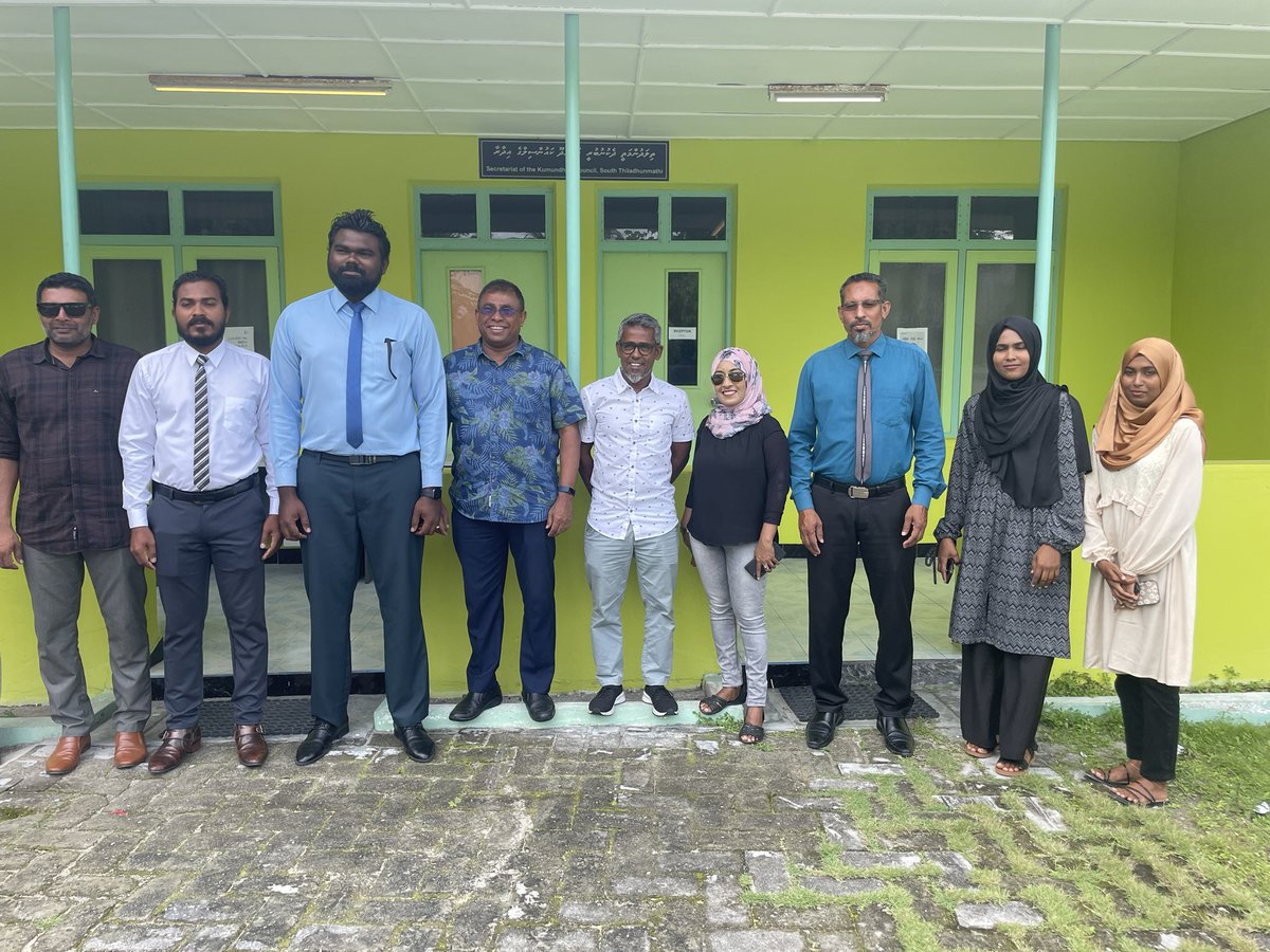 Ameenkumundhoo's tweet photo. #Kumundhoo ahh Tourisam Minister @Mausoom_Maus vadaigenn Tourisam genaumahhh huri gonnjehunn thahh adu assavaa kurehhvi mashwaraa ahh shukuru dhannavannn,
#Haadhaal ahh #Tourisam nayass Tourisam minister aumakeevess kuri erumehh adhi feshumakahh vedhaane
#TourisamNehhHaadhaal https://t.co/amQLdZAI5r