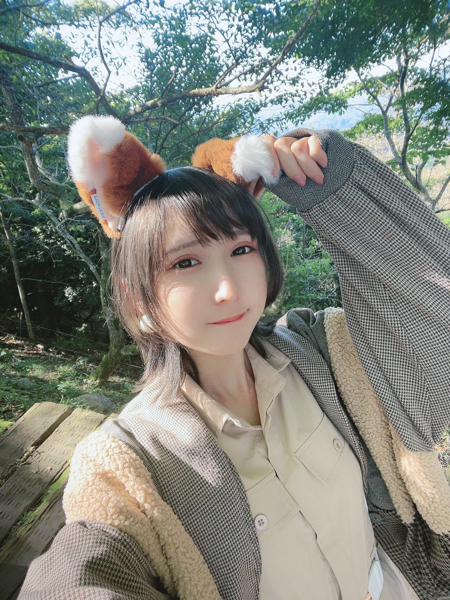 きつねさんなり🦊🤘 今日は快晴で景色も良くて空気も美味しく、マイナスイオンたっぷりの場所を堪能できました！！ 撮影ありがとうございました🥰