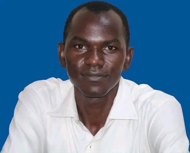 Chadian journalist Oredje Narcisse shot and killed while covering protests of thousands of people in N’Djamena against the junta.
