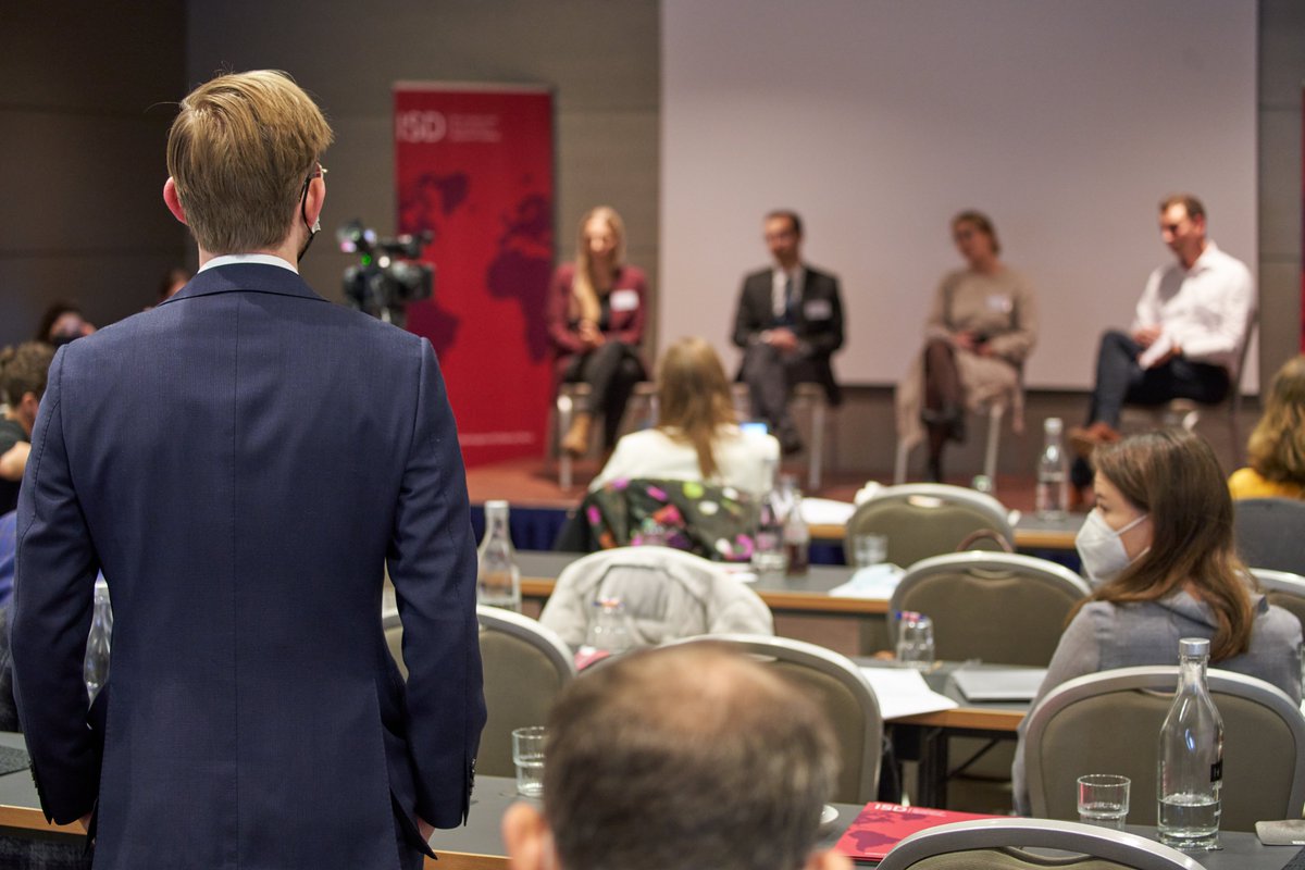 ISD_Germany's tweet photo. Wir danken u.a. den Kolleg:innen der @AmadeuAntonio, @cemas_io, @DezimInstitut, PD, #CASMtechnology, #MeldestelleRespekt!, @HateAid, @IDZ_Jena, @IFSHHamburg, #ITAS, @RiegerTeam der @LMU_Muenchen, des #OxfordInternetInstitute, der @TilburgU. (5/8) https://t.co/8Lgj6PmlXB
