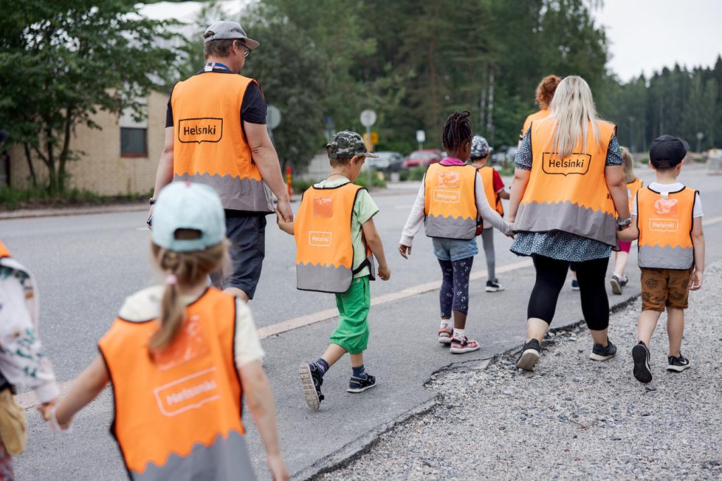 HelsinkiOppii's tweet photo. -Huoltajien kanssa tapahtuvaan viestintään on toivottu uutta ratkaisua sähköpostien tai reppuviestien tilalle, kertoo varhaiskasvatusjohtaja Miia Kemppi. Uusi viestintäväline Snadi tuo helpotusta myös päiväkotien sisäiseen viestintään 
https://t.co/gO2aFnoCkz https://t.co/s0M5ECV6Xr