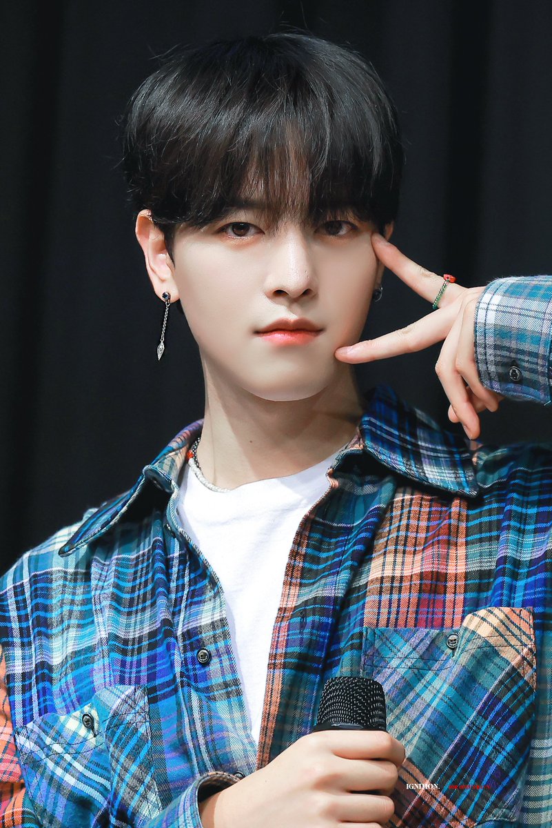 ignition0902's tweet photo. 221014
사랑해❤️‍🔥
#레이븐 #RAVN 
#김영조 #영조
#レイブン #ヨンジョ
#RVSCENT https://t.co/H0plJmk52e