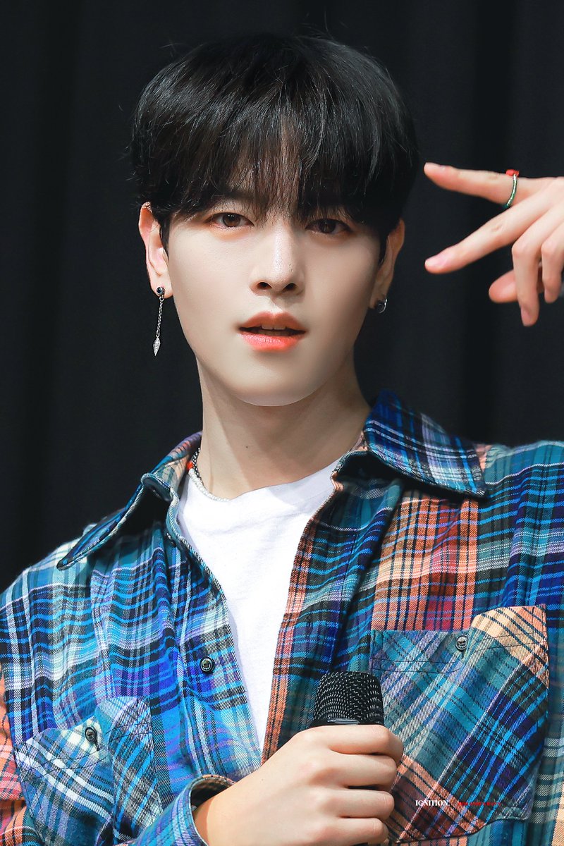 ignition0902's tweet photo. 221014
사랑해❤️‍🔥
#레이븐 #RAVN 
#김영조 #영조
#レイブン #ヨンジョ
#RVSCENT https://t.co/H0plJmk52e