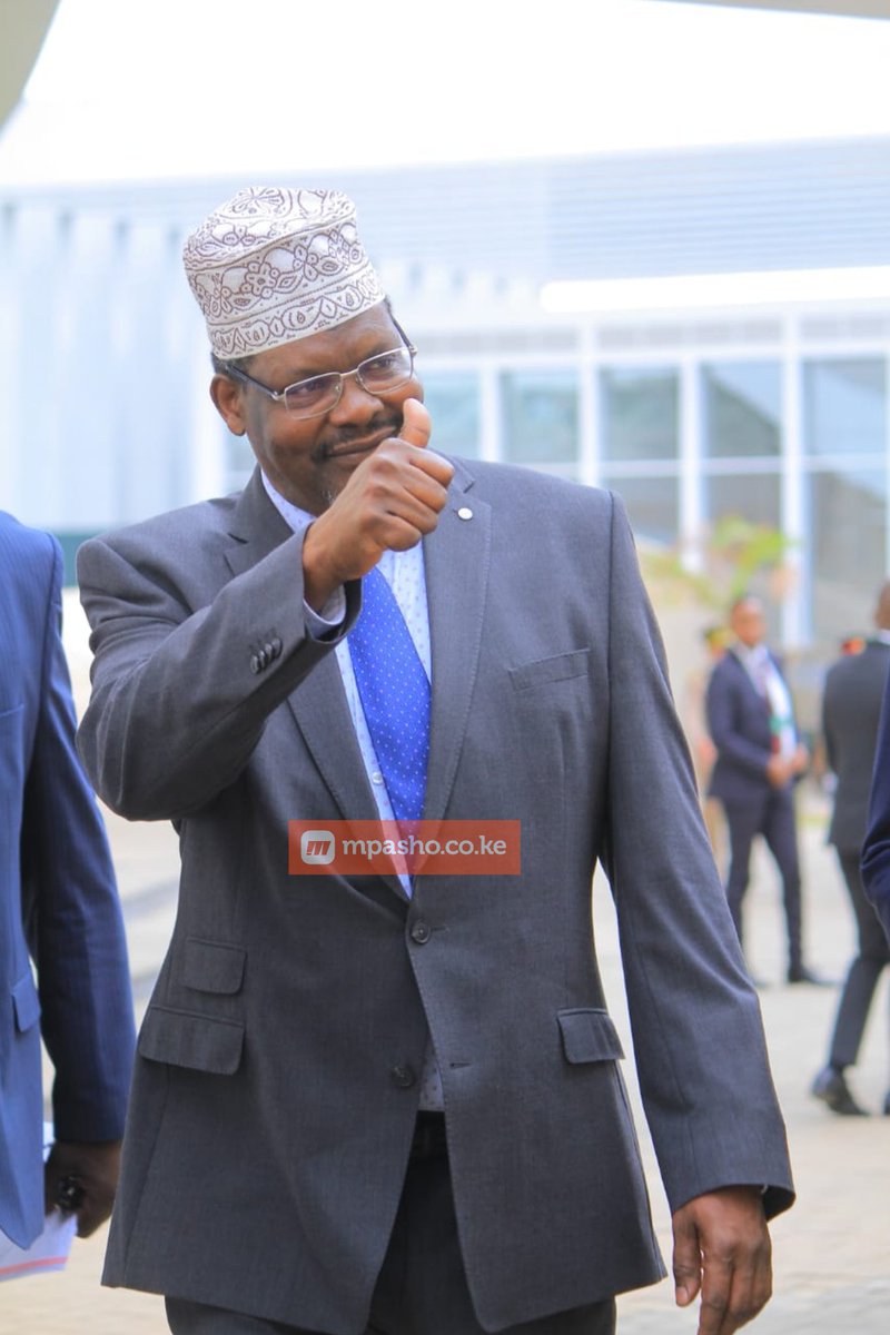 MpashoNews's tweet photo. Exiled Lawyer Miguna Miguna back to the country after 1716 days. 
The lawyer also shared that President Ruto has invited him to attend #MashujaaDay celebration which is currently underway at Uhuru Gardens, Nairobi. https://t.co/D4z6U6QNv3