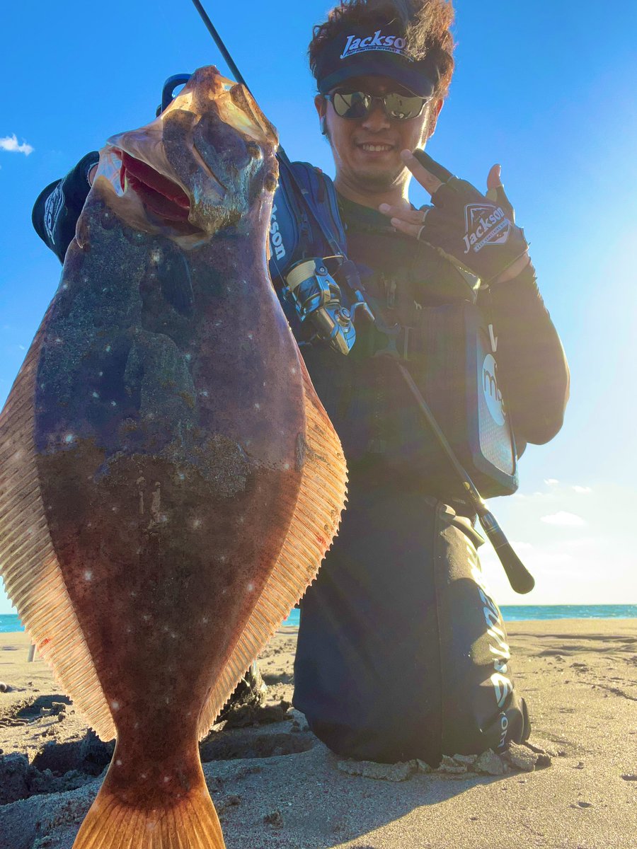 frog_shizu's tweet photo. 私をルアー釣りに導いたダニエル。

今日やっと君で釣ることが出来ました❗️
ダニエルマイスターのスギさんカラーでの釣果で感無量です😭

The green room innに泊まるとやはり釣れます✨

#Jackson
#STSLS9062Lプラス
#飛び過ぎダニエル
#常磐UVシルバー
#スギさんやりました
#jacksoncrew2022秋の陣 https://t.co/KTdQUkJEqe