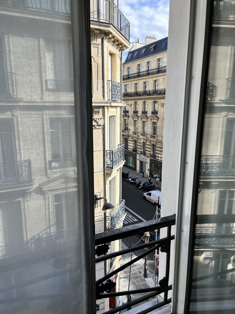mclight0112's tweet image. Arrived in #Paris for the awards dinner tonight #IoT #CellularNode