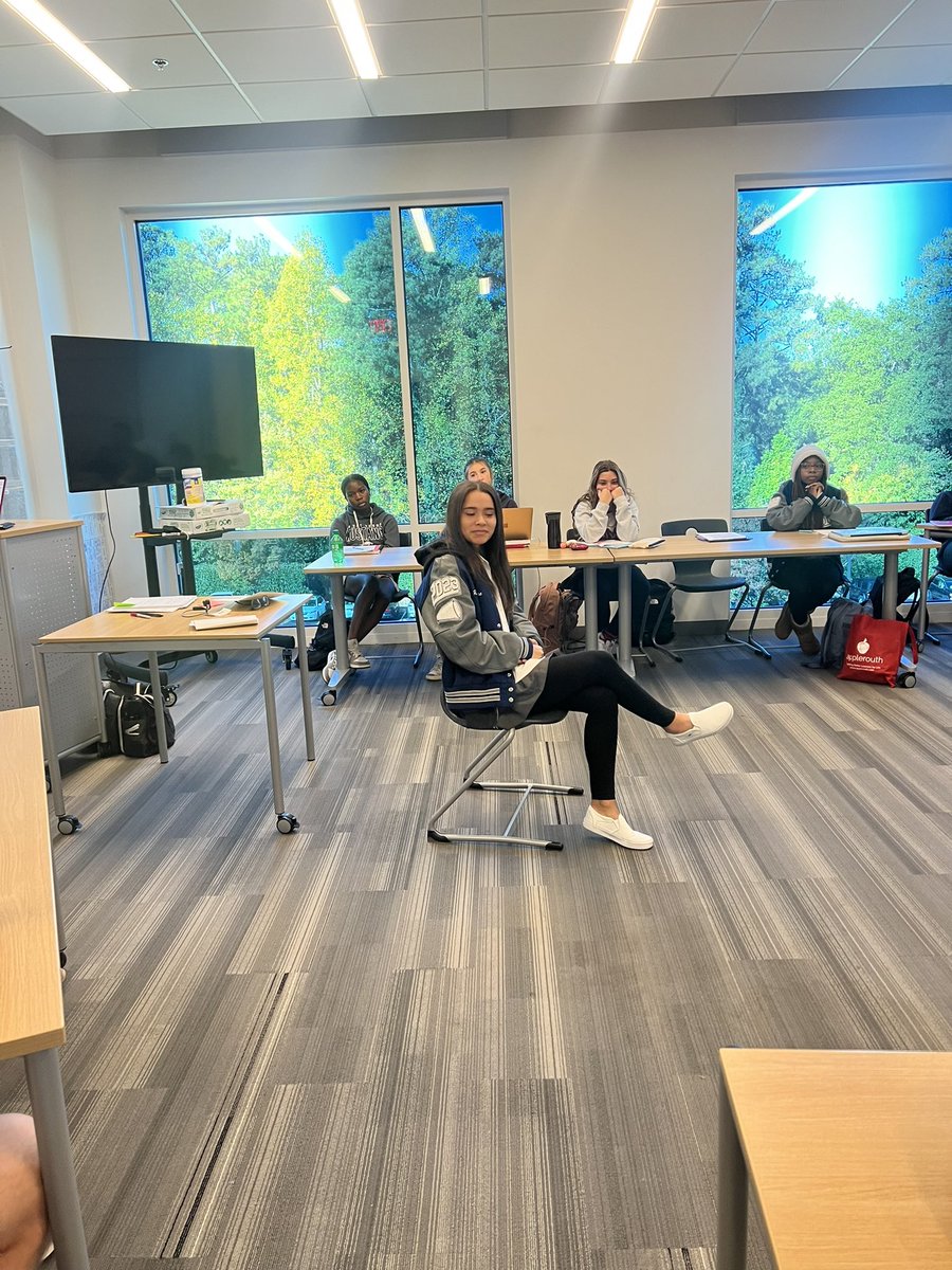 Marie Graham tweet media