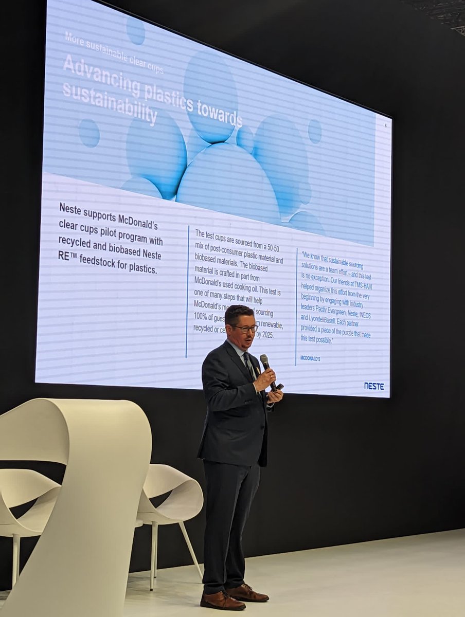 sylvieaitken14's tweet photo. @NesteGlobal LarsBoerger @PlasticsEurope @K_tradefair limiting our use of fossil through collaboration- pilot project converting cooking oil @McDonalds into clear cups #changingplasticsforgood https://t.co/7JHYfnoPak