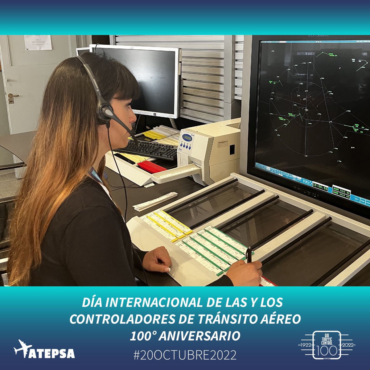 Este 2022 festejamos los 100 años del control de tránsito aéreo. Saludamos a todas y todos los CTAs del pais y aprovechamos para reflexionar acerca del rol indispensable que tienen en el sistema aerocomercial y que muchas veces no se los reconoce debidamente.