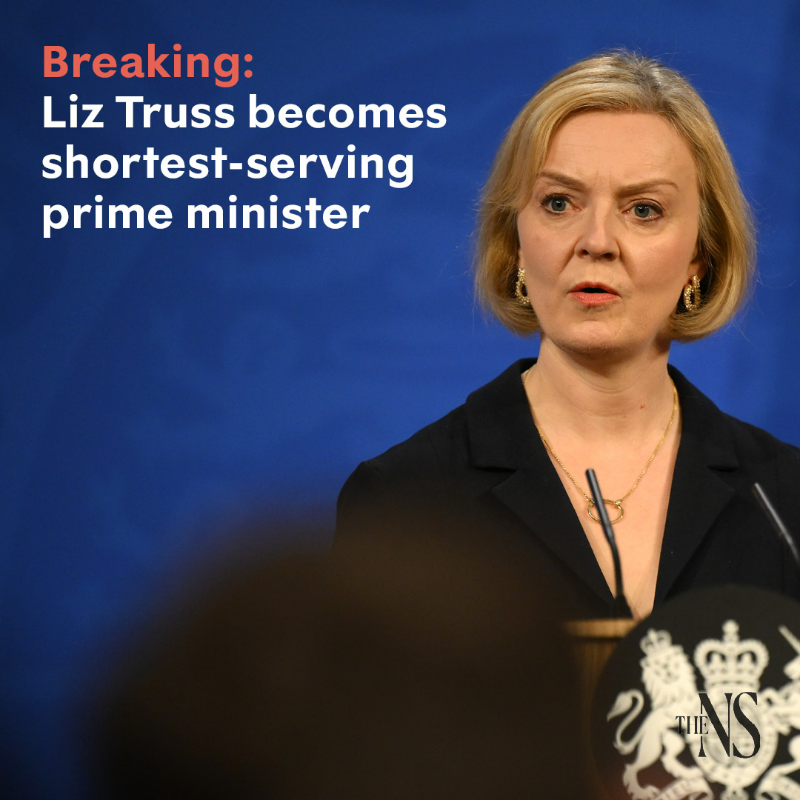 NewStatesman's tweet photo. Liz Truss has been forced to resign as Prime Minister, making her the shortest-serving occupant of No 10 in British history.

Here’s a look back at her premiership. ⬇️