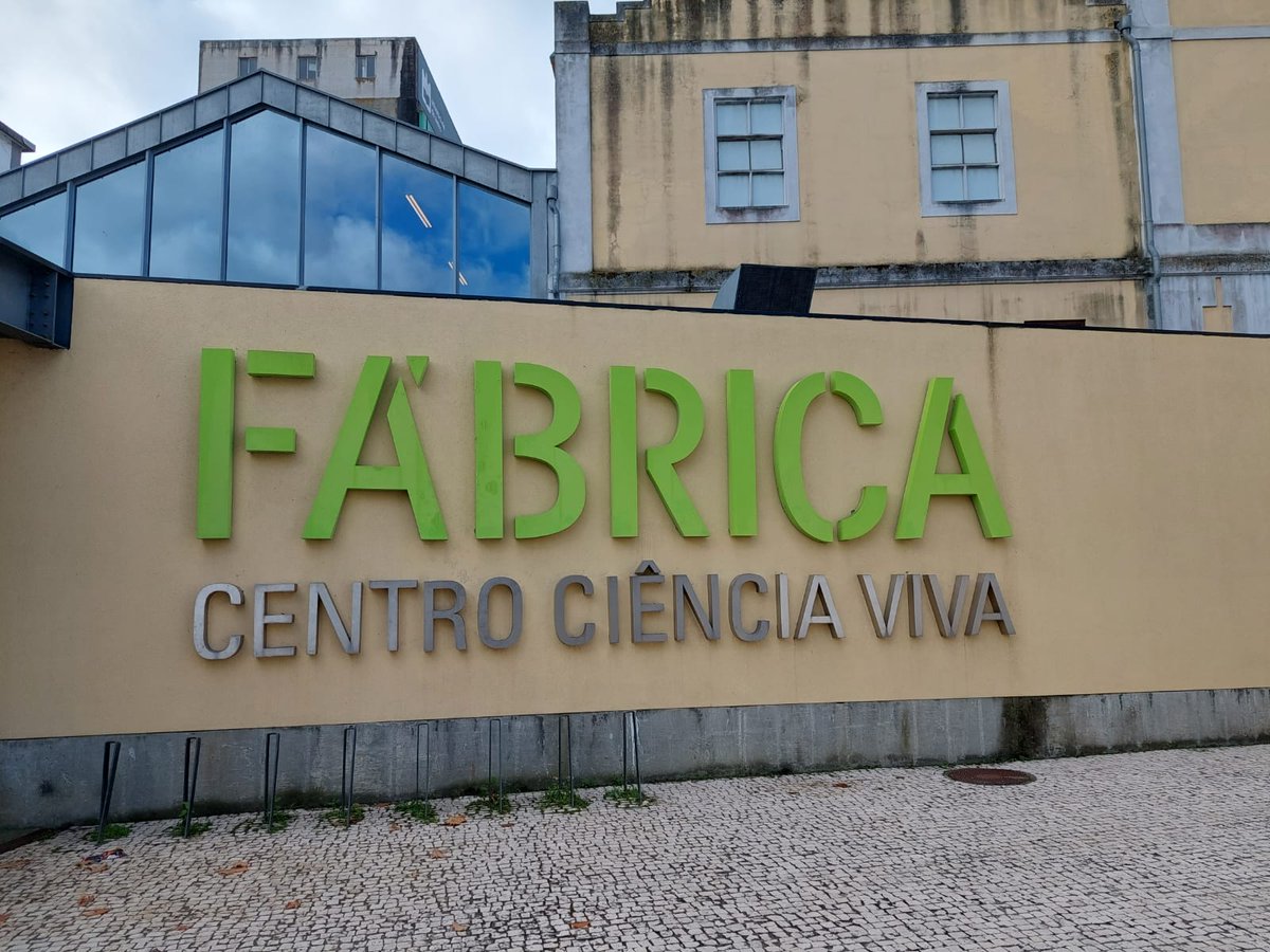 moliempresa's tweet photo. 🚀💡 Avui visitem la l'Aveiro Tech City Initiative i Aveiro Tech City Living Lab. Aveiro, una ciutat més connectada i intel·ligent, a través de la tecnologia.
@cmolesgual @gencat @emprencat @AjuntaMartorell #startupsystem #portugalecosystem #innovation #PTinnovationjourney https://t.co/VSScPo5dIS
