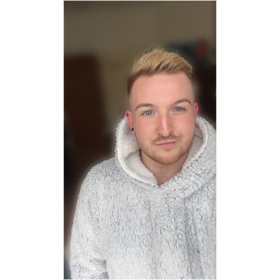 Jamie_BrysonRN's tweet photo. Snoodie post night shift is the perfect comfort -๐ค-
#NewProfilePic #nightshift #postnights #snoodie #comfort #criticalcarenurse #nurse #autumn #winter #warmmeup https://t.co/f3wPAAYNAK