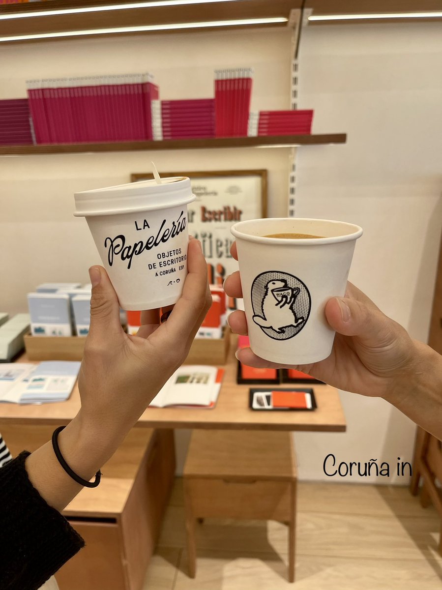Coruna_in's tweet photo. Inauguración de La Papelería de #Zara
Situada en la última planta de ZARA, calle Compostela,  podemos disfrutar de la nueva colección destinada a material de oficina de la marca Zara Home
📓🗄 Láminas, libretas, bolígrafos, agendas, blocs de notas, algún libro… 
🧵 https://t.co/WWxcCONoJb