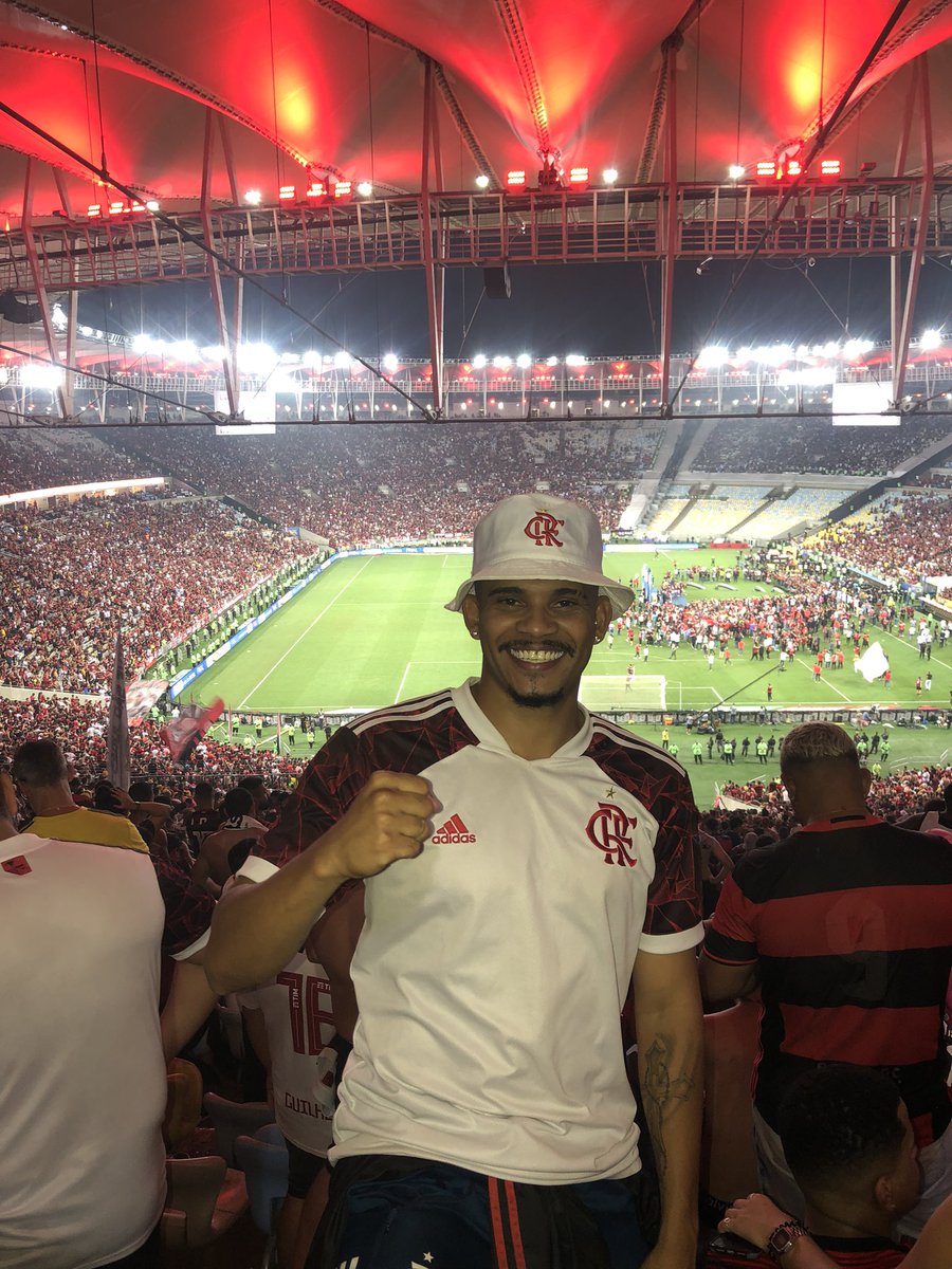 felipeaandradee's tweet photo. Campeão da copa do Brasil 2022. 🔴⚫️🏆 https://t.co/7P6u04bEuv