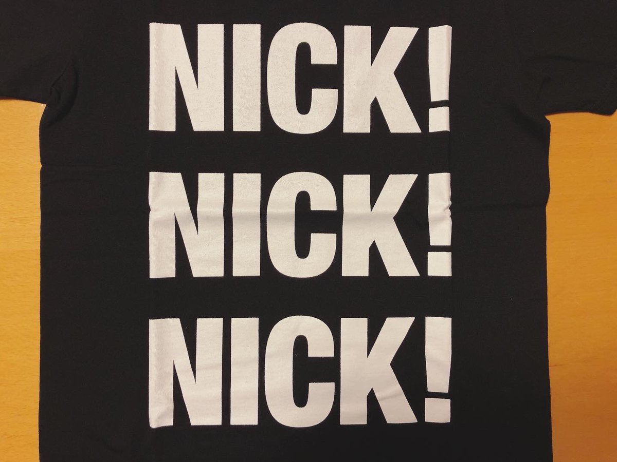 mimicojp's tweet photo. 諸々の記念にとうとう買った。箱もかっこいい。

#nicknicknick https://t.co/Xmk8E3qaDn